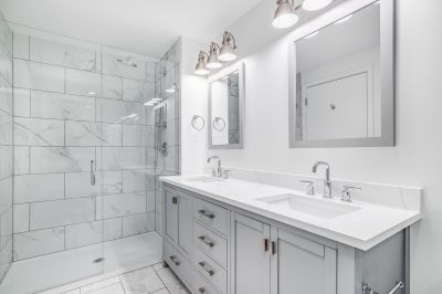 High-End Vanity and Fixtures